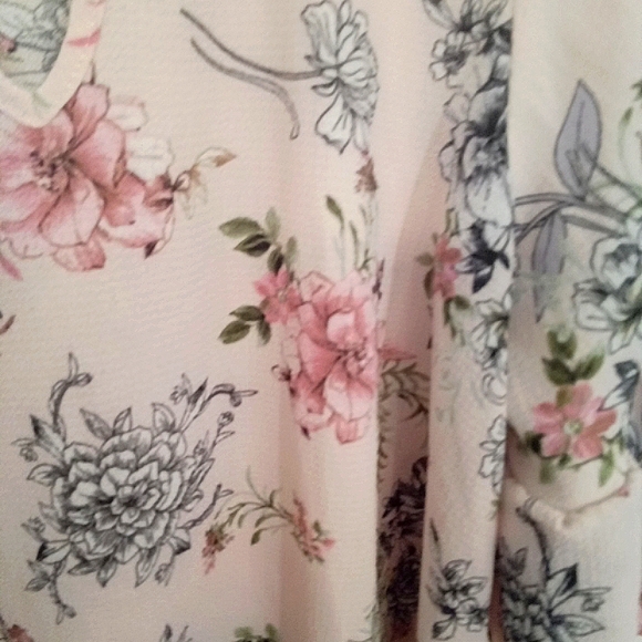 Urban Romantics Ruffled 3/4 Sleeve Blouse with PeekaBoo Opening at Front - Picture 10 of 14